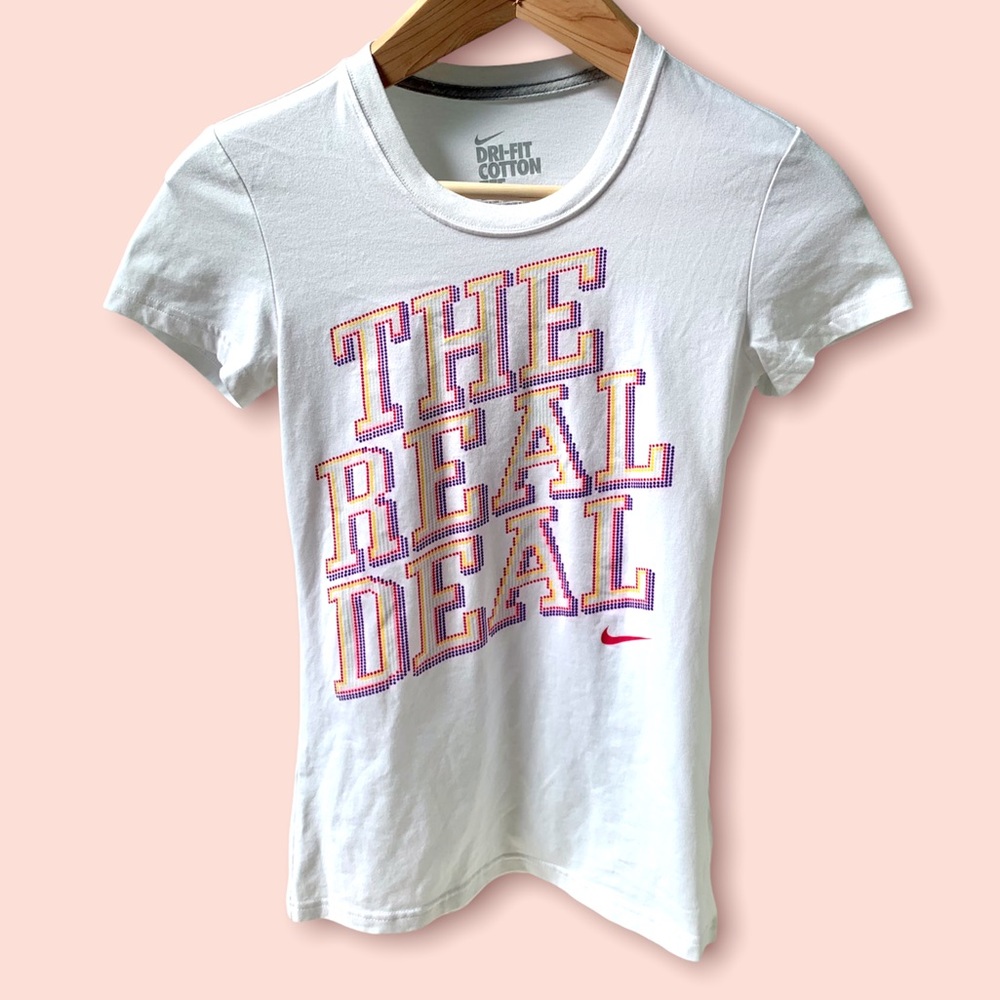 Women’s Nike Top